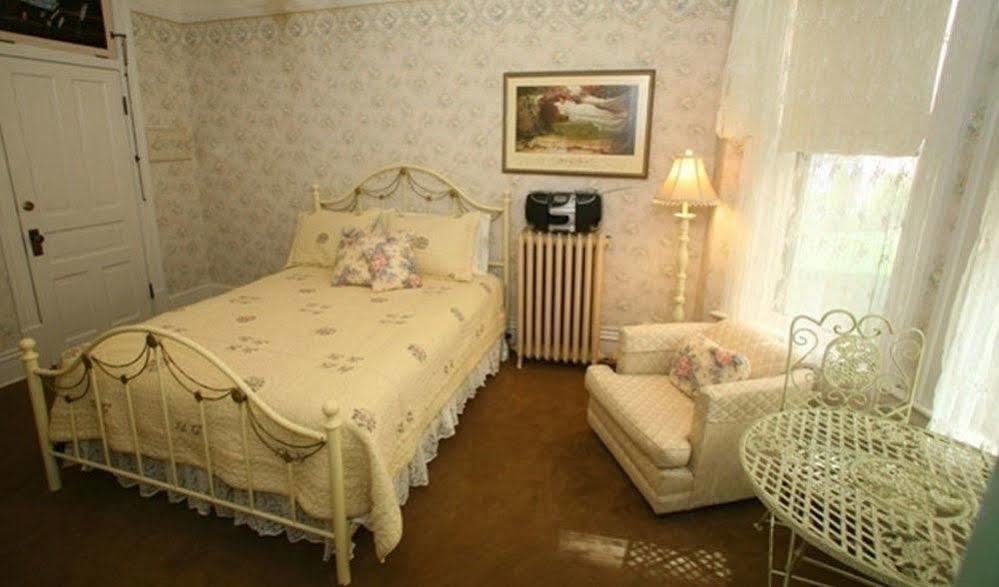 Hickory House Inn Анаконда Екстер'єр фото