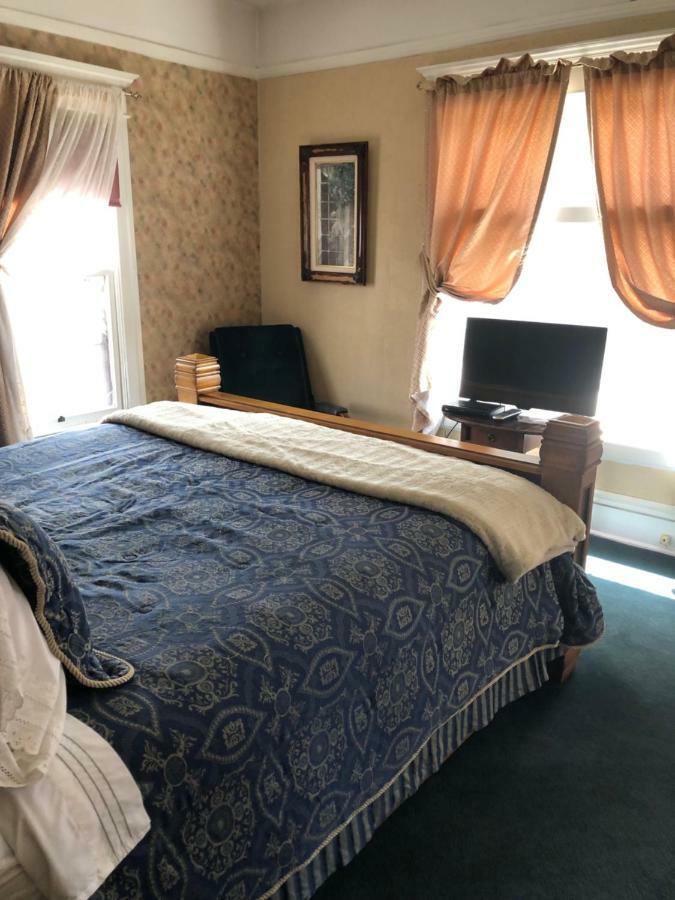 Hickory House Inn Анаконда Екстер'єр фото