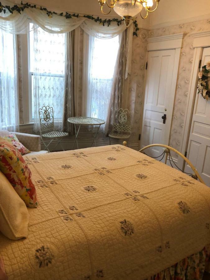 Hickory House Inn Анаконда Екстер'єр фото