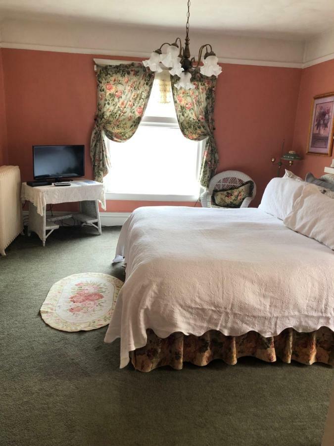 Hickory House Inn Анаконда Екстер'єр фото