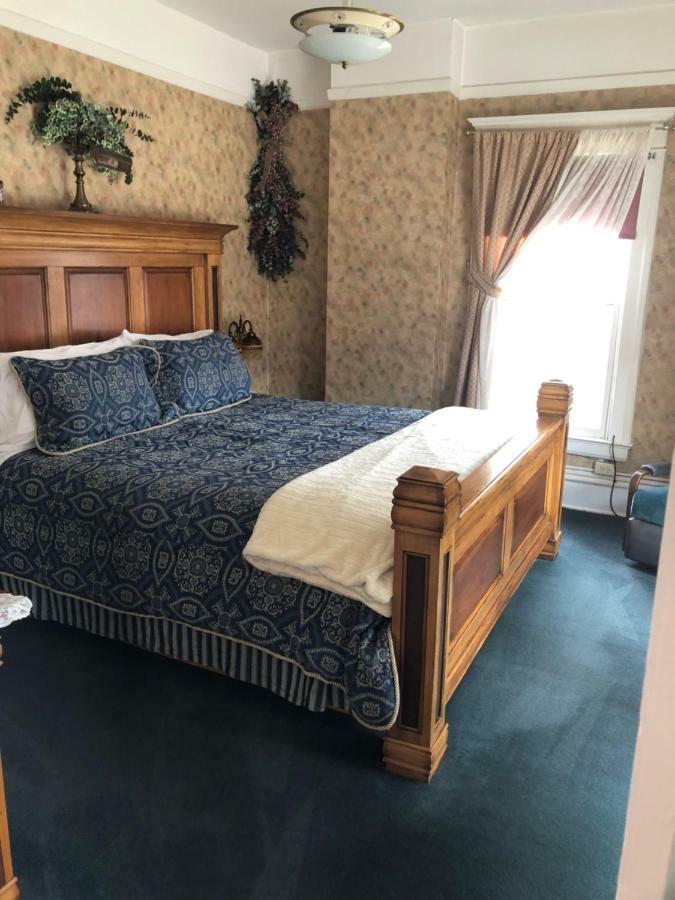 Hickory House Inn Анаконда Екстер'єр фото